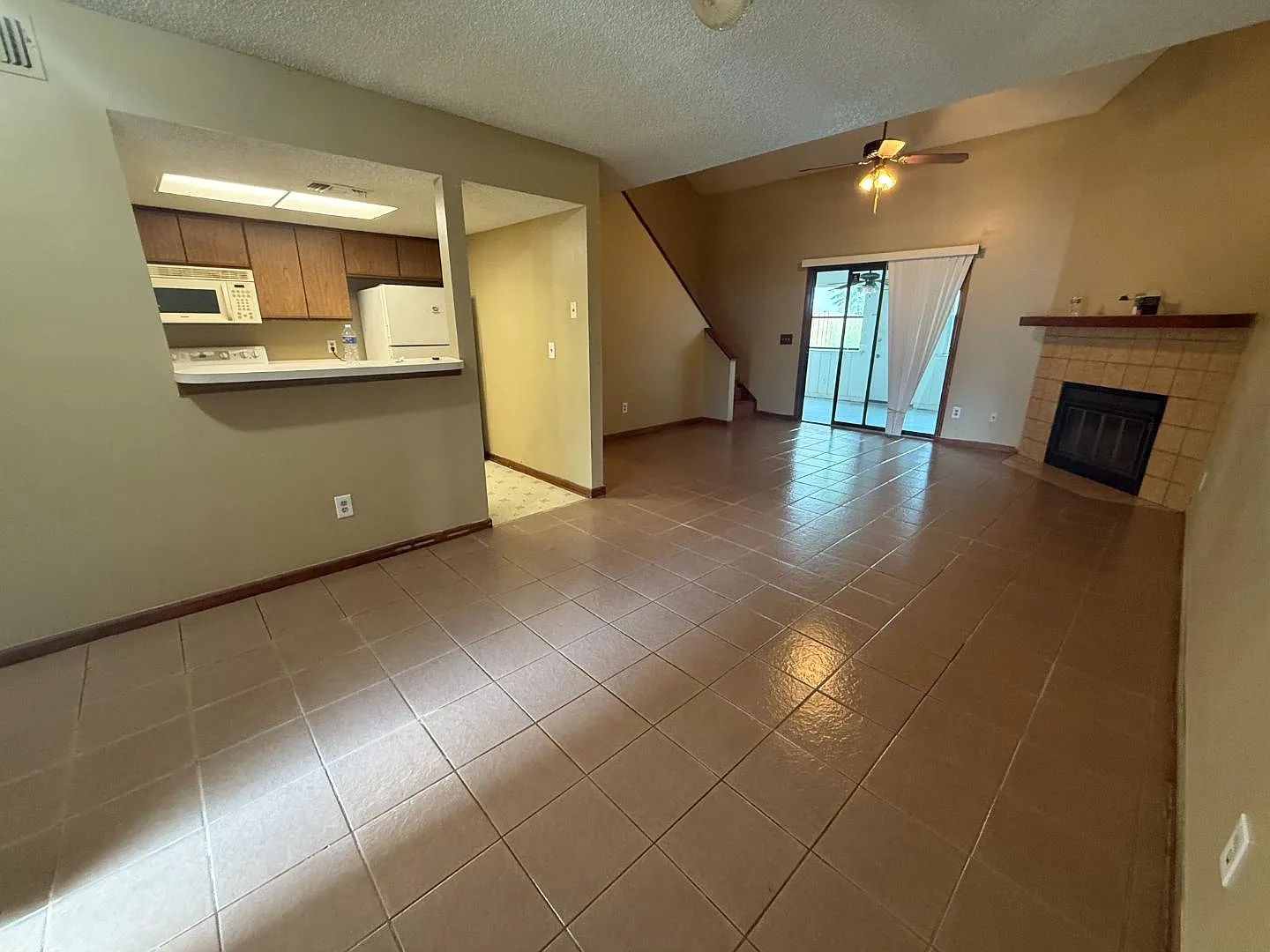 5549 Cabot Dr — Photo 3