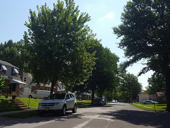 5th image of 7512 Leadale Dr