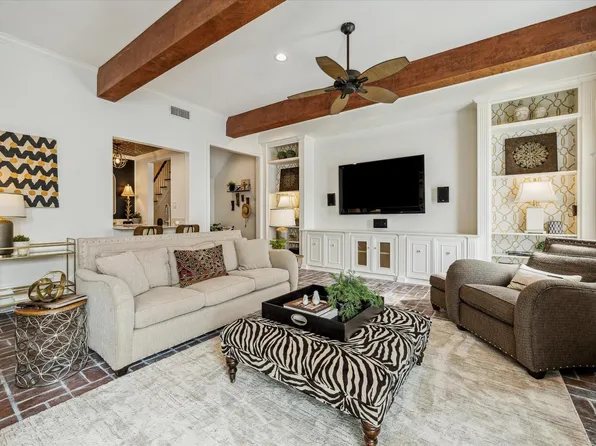 7523 Del Monte Dr, Houston, TX 77063