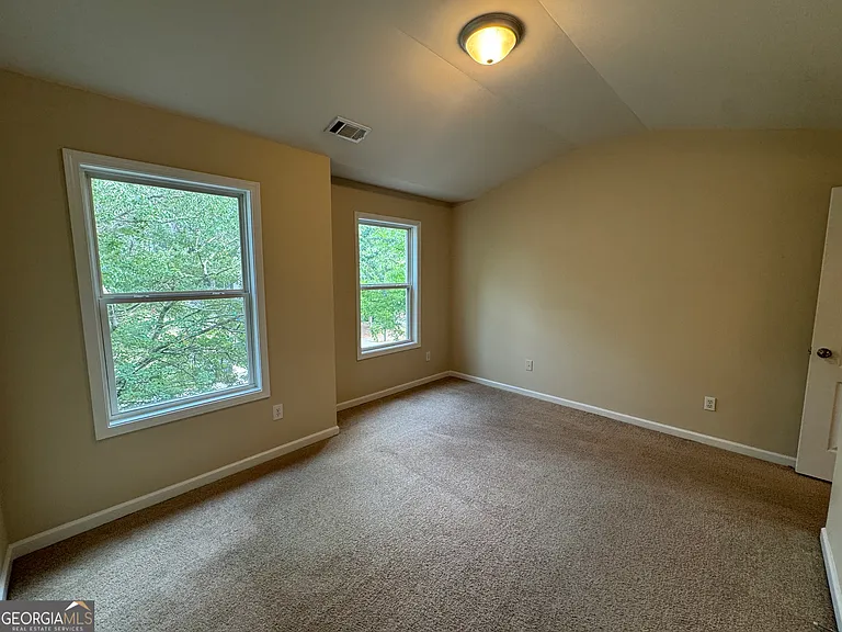 1455 Blackstone Way — Photo 18