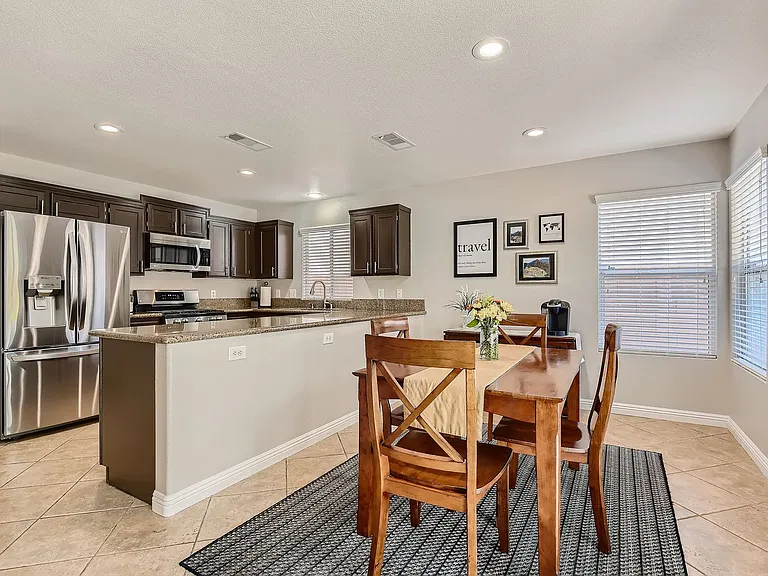 1517 Calle Montery St — Photo 8