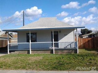 217 S Orange Ave, Exeter, CA 93221