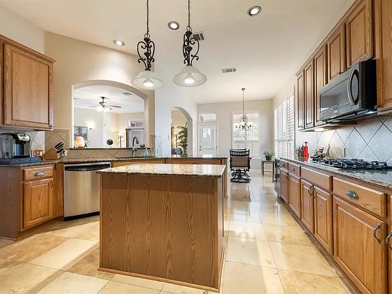 2278 Fernspring Dr — Photo 7