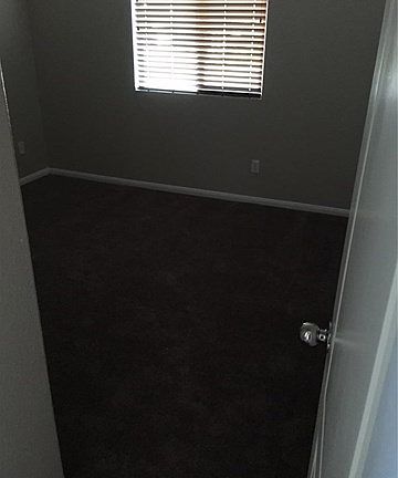 4th image of 210 Northwood Ave