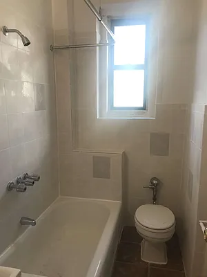 Rented by Crosstown Apartments NYC | media 25