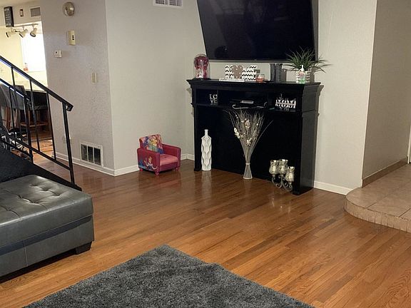 3rd image of 8202 N 32nd Ave