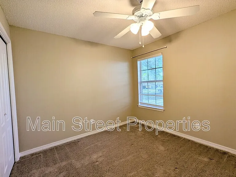 5963 Ashton Woods Cir — Photo 18