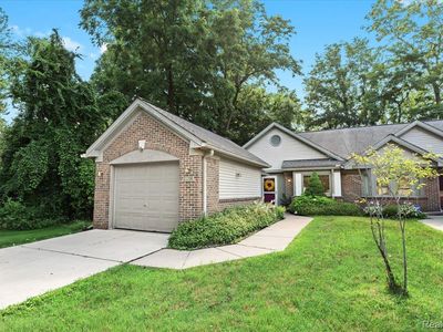 21291 Juniper Ct #68, Farmington, MI, 48336