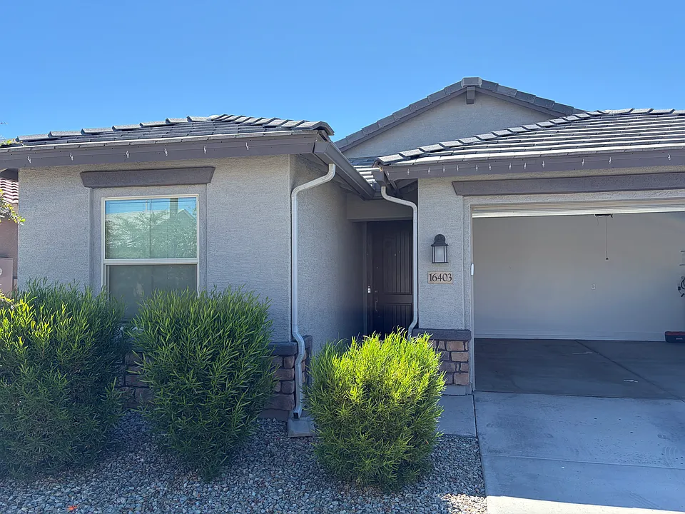 16403 W Questa Dr