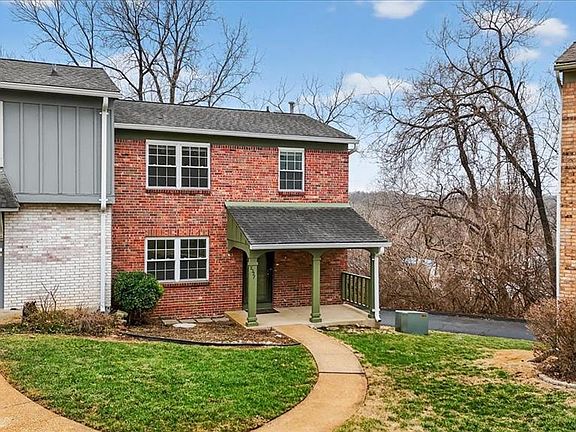 2nd image of 2327 Hidden Meadow Ln