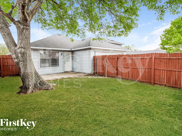 4417 Cordova Ln — Photo 15