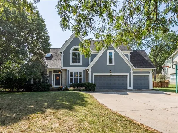 13903 W 58th Pl, Shawnee, KS 66216