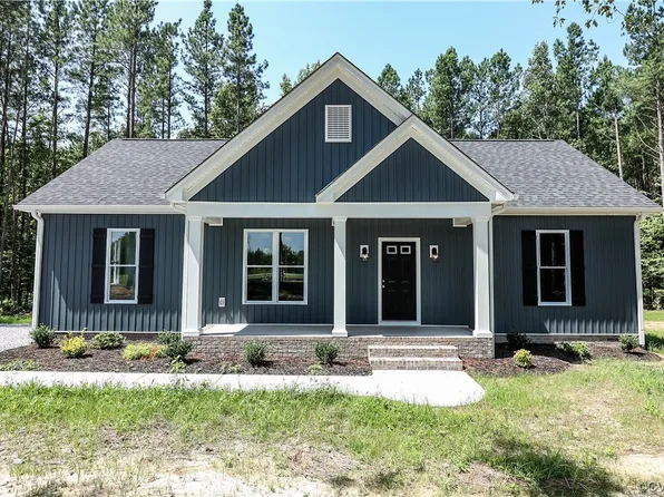 100 Mill Rd, Blackstone, VA 23824