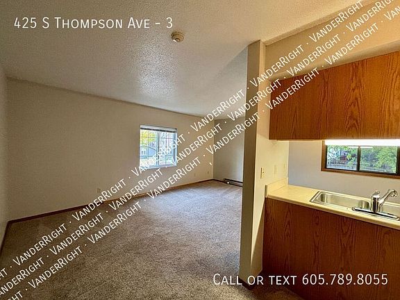 4th image of 425 S Thompson Ave APT 3