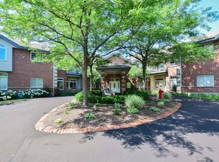 18125 W Wisconsin Ave, Brookfield, WI 53045