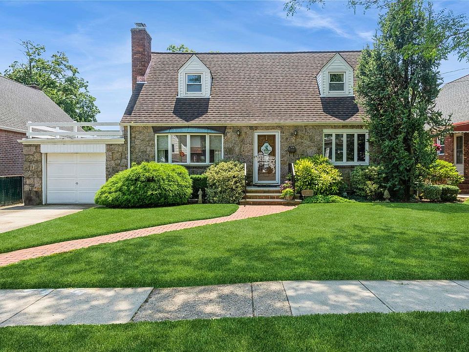 1st image of 356 Carnation Avenue