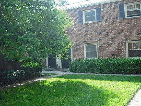 2nd image of 4812 Merrifield Pl