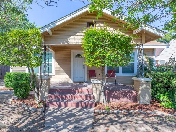 1126 Peach St, Abilene, TX 79602