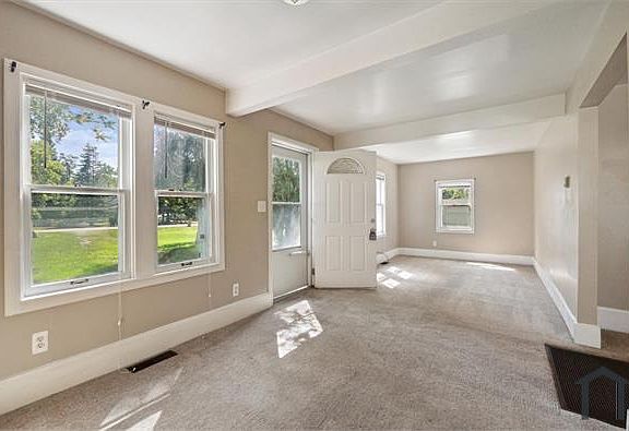 2nd image of 21561 Negaunee St