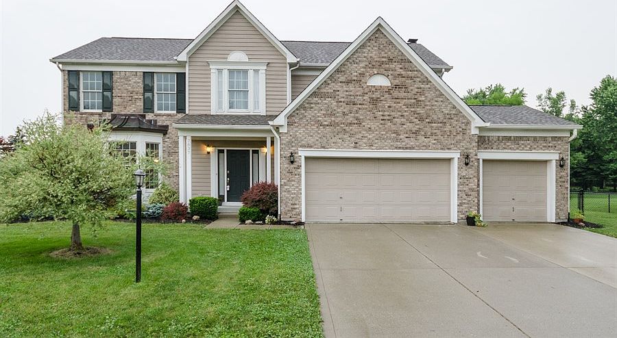 1st image of 7637 Chestnut Hills Dr