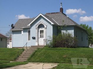 109 N Carroll St, Carroll, IA 51401