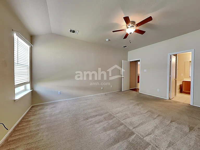 721 Nancy Dr — Photo 12
