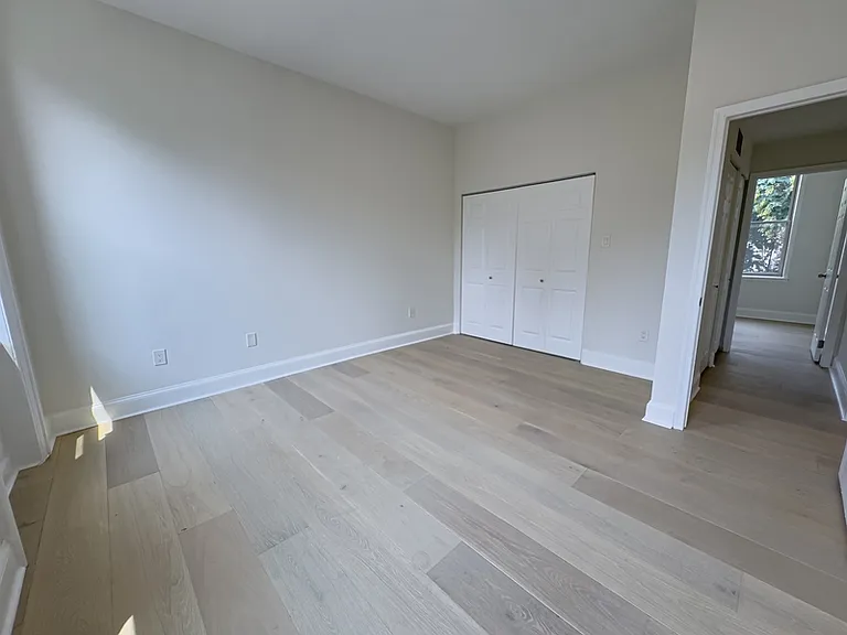 1703 Green St #4 — Photo 21