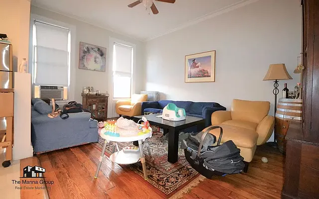 Rented by Compass | media 13