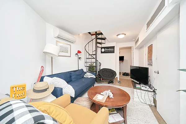 Rented by Living New York | media 21