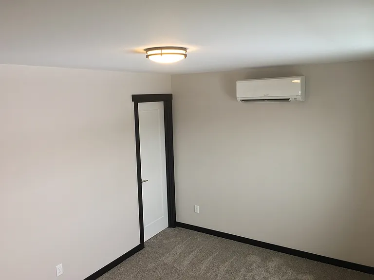 2300 N Landon Ln — Photo 23