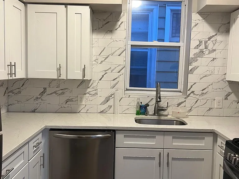 11 Blakely Pl #2 — Photo 6