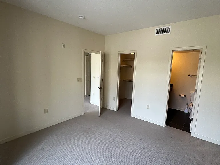 2nd bedroom with private bathroom and walk in closet