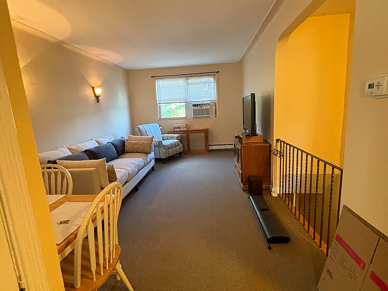 83 Dongan Ave #2 — Photo 7
