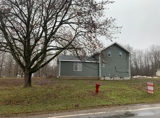 807 N Paw Paw St, Lawrence, MI 49064