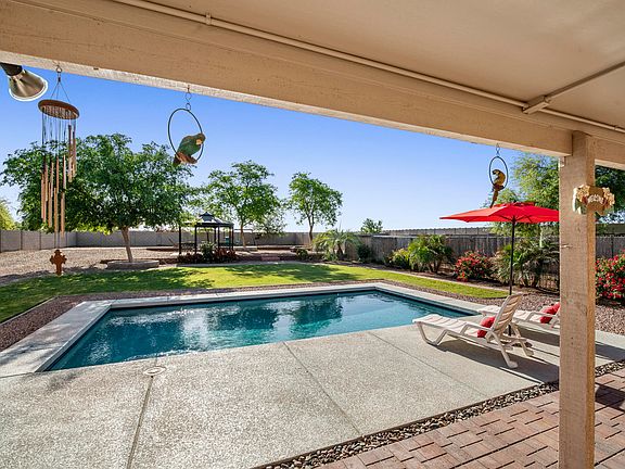 5th image of 39495 N Oxford Way