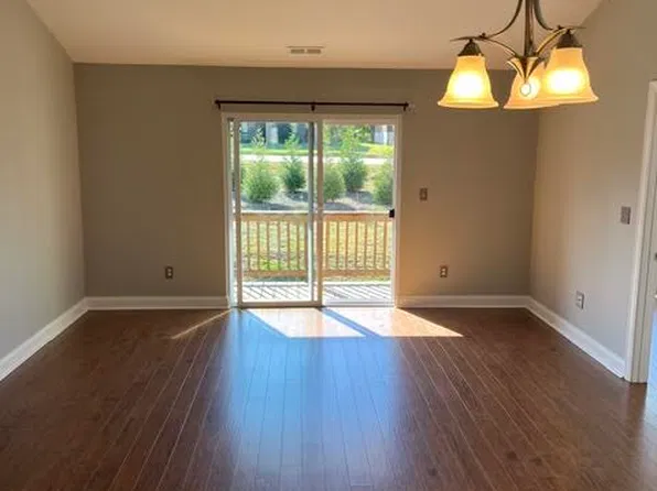93 Foxden Dr, Fletcher, NC