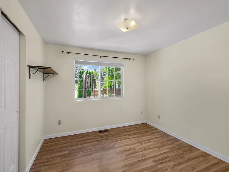 11100 NE 132nd Pl — Photo 13