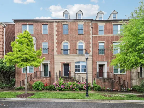 355 Parkview Ave, Gaithersburg, MD 20878