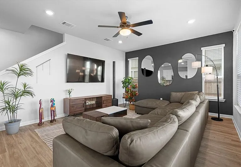 2120 Alice Jay Way — Photo 19