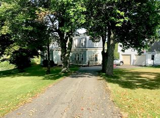 119 Main Rd N, Hampden, ME 04444