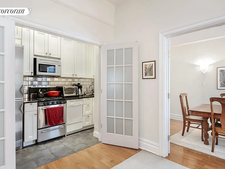 650 W End Ave #6CD — Photo 4