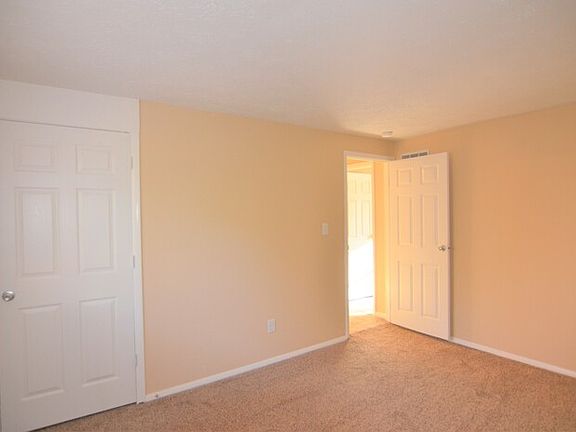 2nd image of 10418 Starview Ct