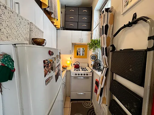 Rented by Oxford Property Group | media 3