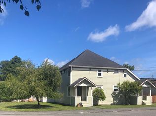 674 3rd St, Ferndale, CA 95536