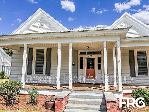 5th image of 304 N Caswell St