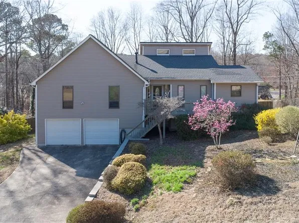 523 Penny Ln, Woodstock, GA 30188