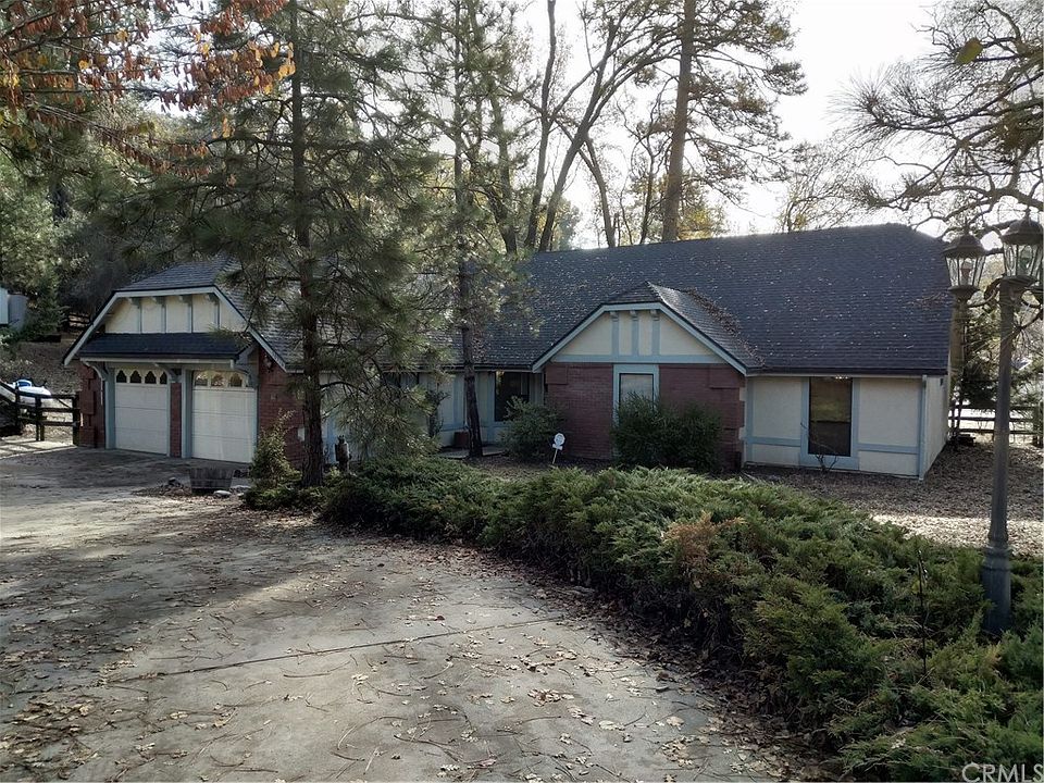 1st image of 50576 Granite Butte Way