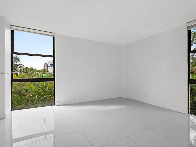20335 N Country Club Dr #209 — Photo 6