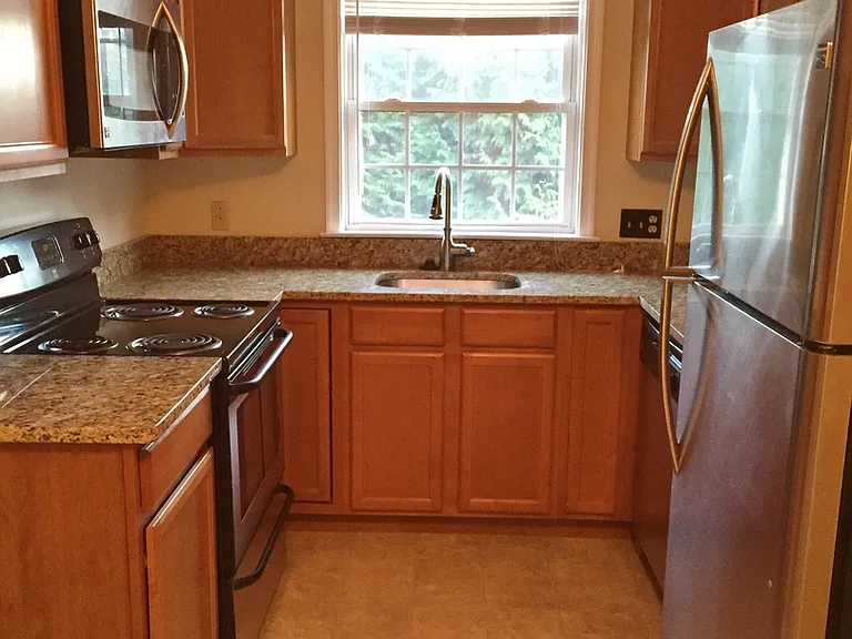1212 William St — Photo 4