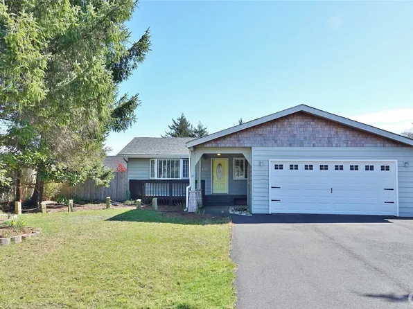 137 S Razor Clam Drive SW, Ocean Shores, WA 98569